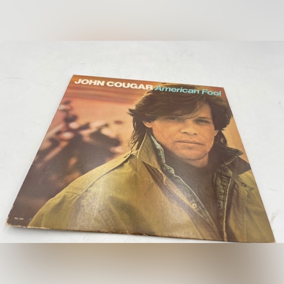 John Cougar Mellencamp - American  Fool - EX/NM 1982 Pop Rock Sleeve  1ST Press. - Picture 1 of 4